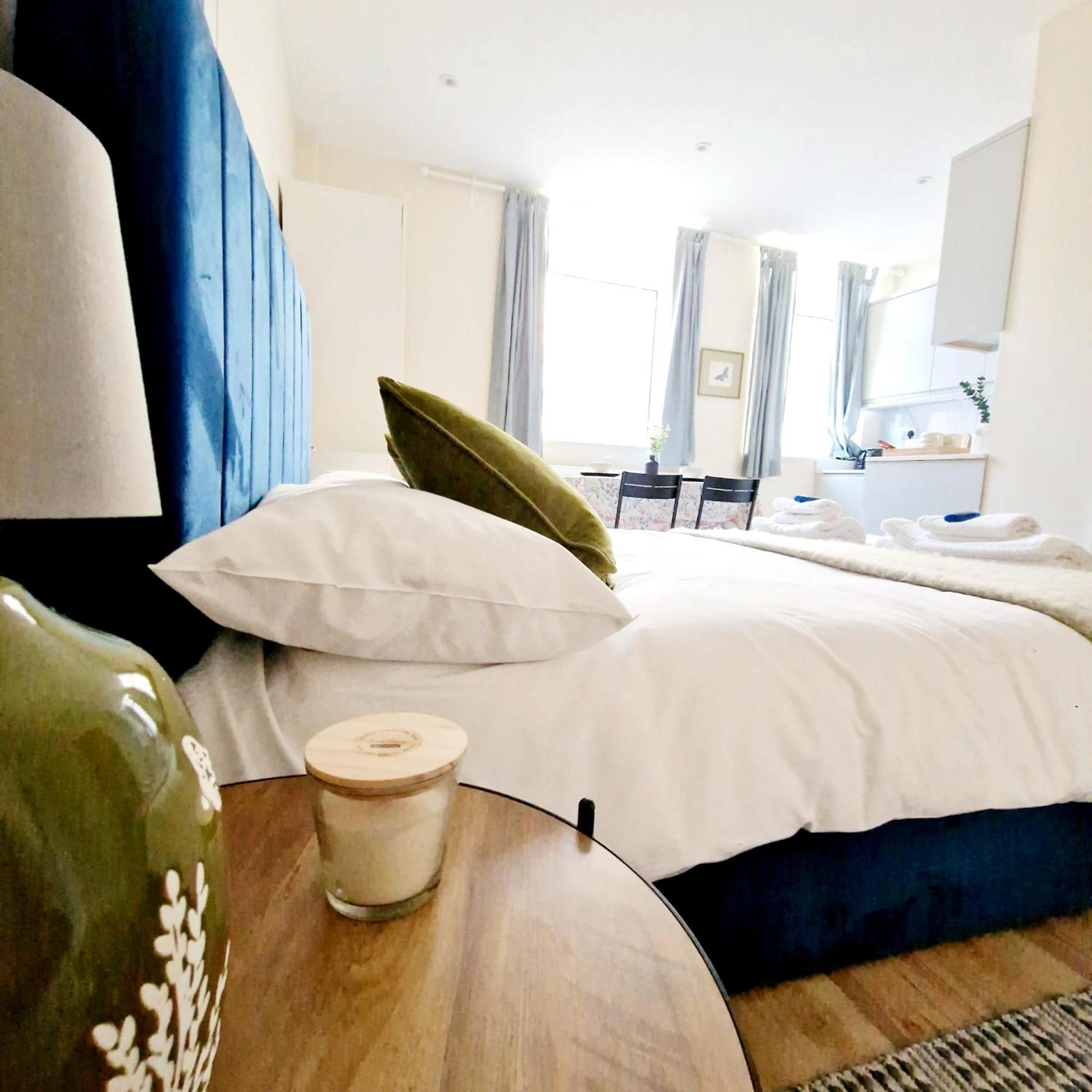Crendon House Boutique Hotel High Wycombe Buckinghamshire Екстериор снимка