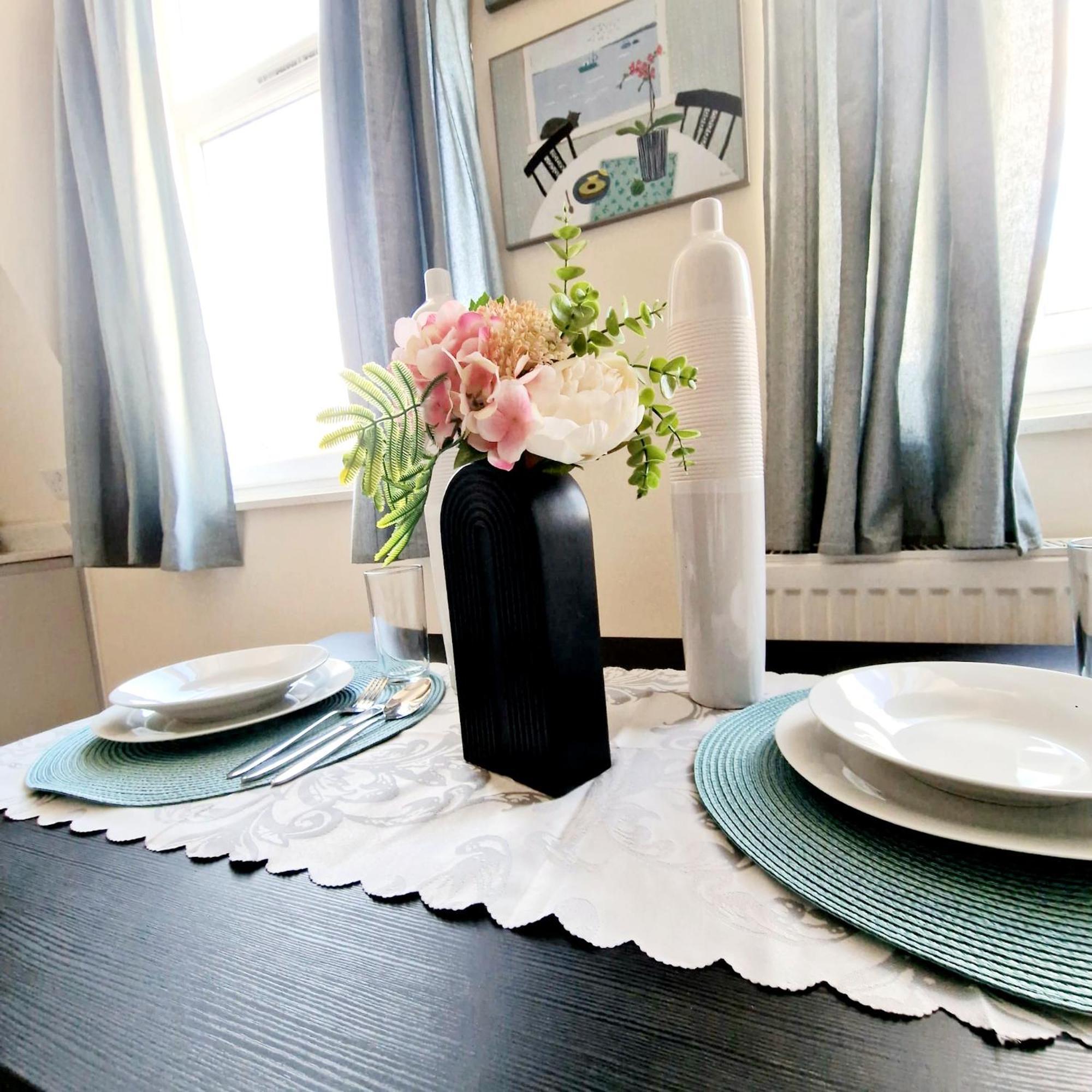 Crendon House Boutique Hotel High Wycombe Buckinghamshire Екстериор снимка