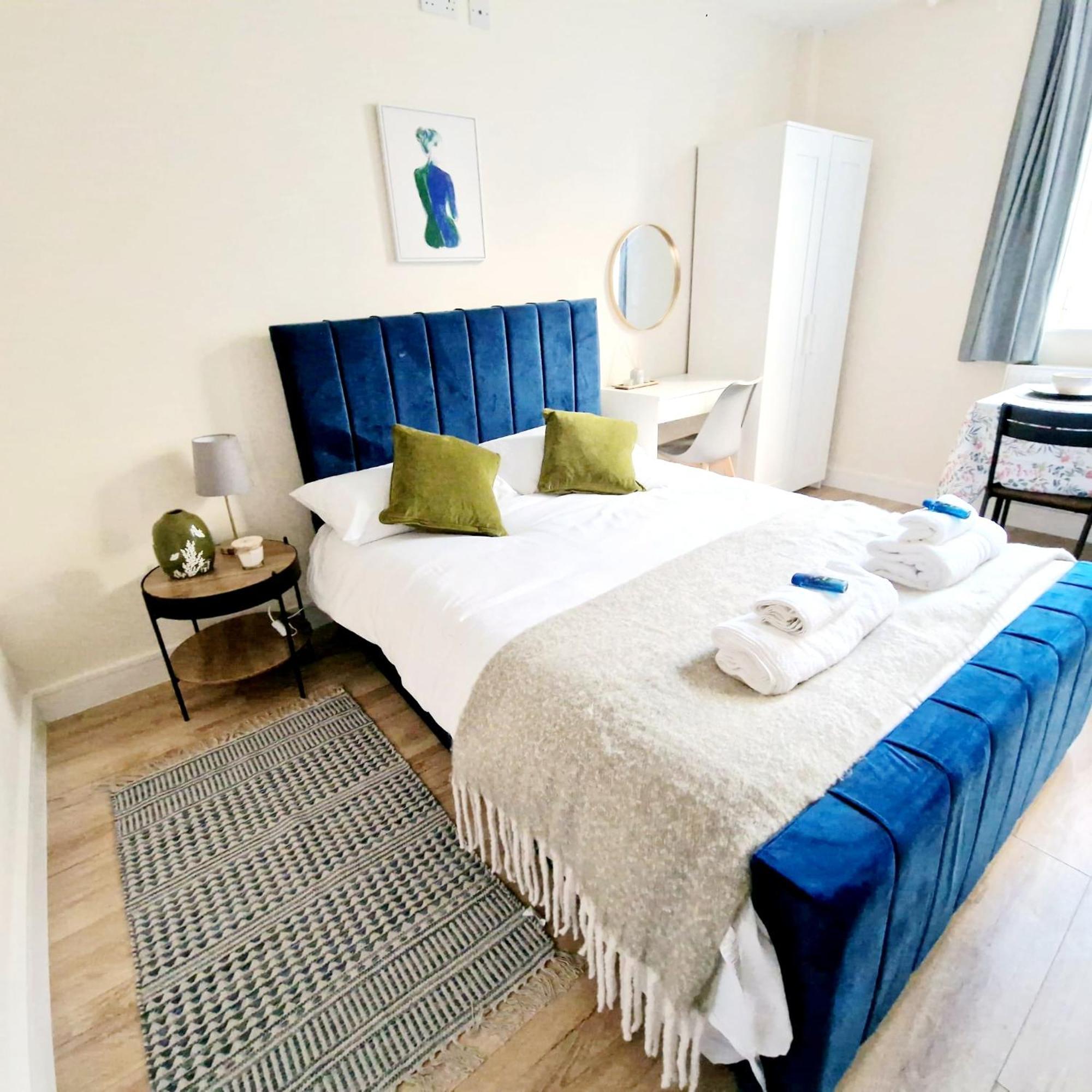 Crendon House Boutique Hotel High Wycombe Buckinghamshire Екстериор снимка